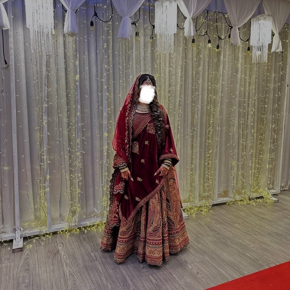 Indian Bridal Lengha - Picture 3 of 3